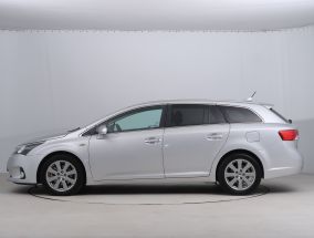 Toyota Avensis - 2012
