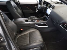 Jaguar F-Pace - 2017
