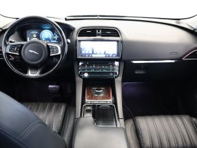 Jaguar F-Pace - 2017