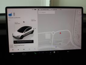 Tesla Model 3 - 2023