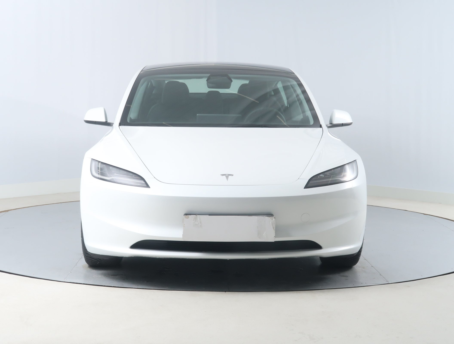 Tesla Model 3 - 2023