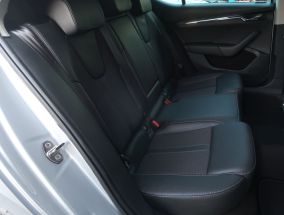 Škoda Octavia - 2023