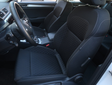 Škoda Superb - 2023