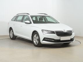 Škoda Superb - 2023