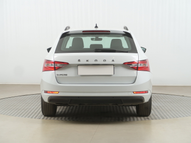 Škoda Superb - 2023
