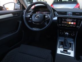 Škoda Superb - 2023