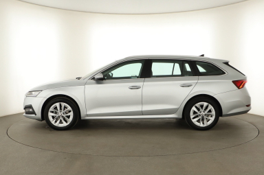 Škoda Octavia - 2024