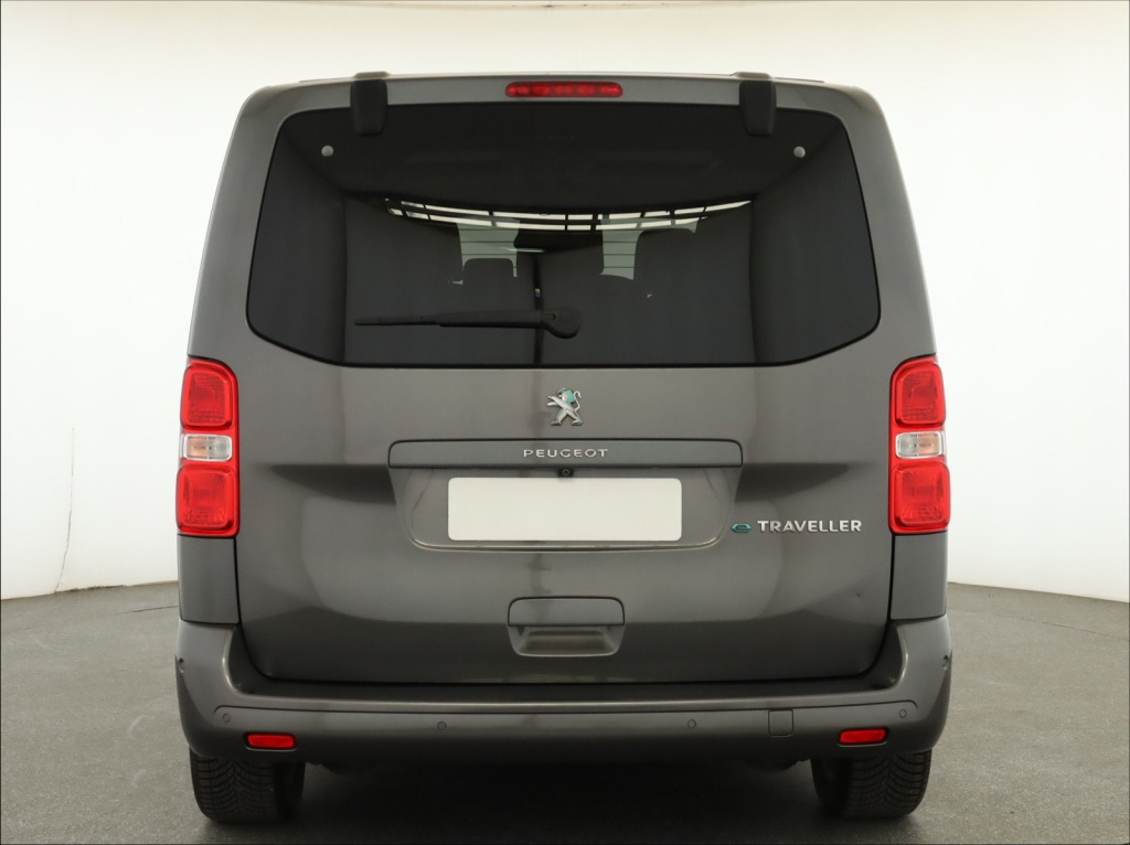 Peugeot e-Traveller