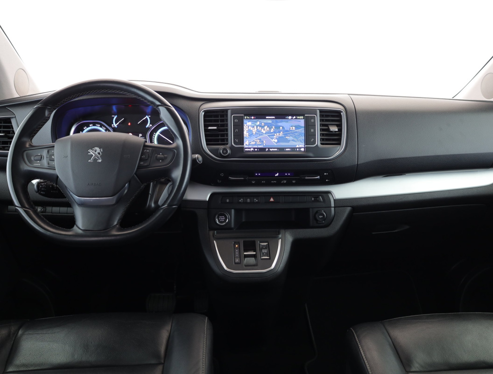 Peugeot e-Traveller