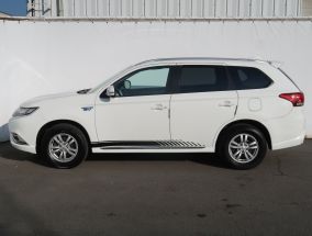 Mitsubishi Outlander - 2019