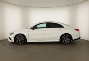 Mercedes-Benz CLA - 2022