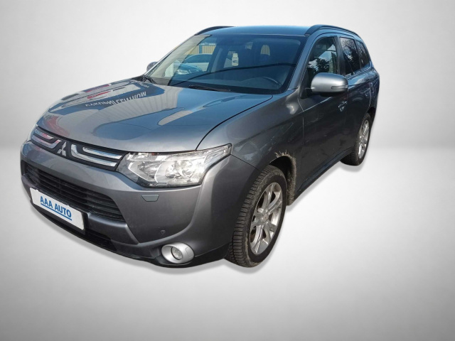 Mitsubishi Outlander 2012