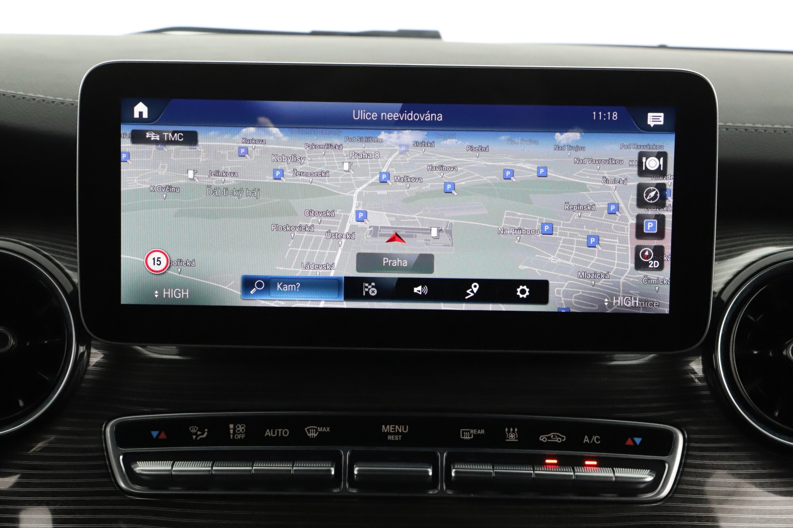 Mercedes-Benz V - 2023