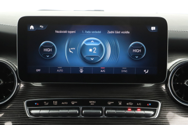 Mercedes-Benz V - 2023