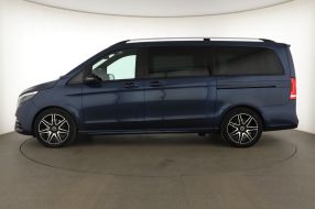 Mercedes-Benz V - 2023