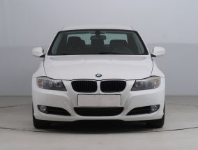 BMW 3 - 2011