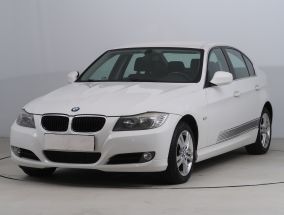 BMW 3 - 2011