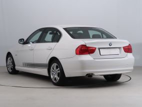 BMW 3 - 2011