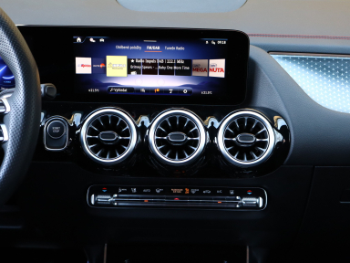 Mercedes-Benz EQA - 2025