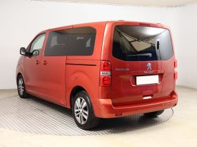 Peugeot Traveller - 2020
