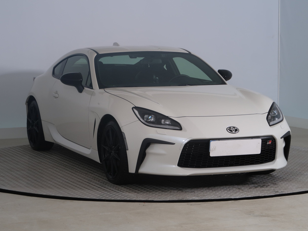Toyota GR 86