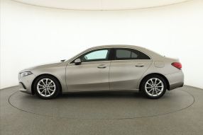 Mercedes-Benz A - 2019