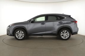 Lexus NX - 2020