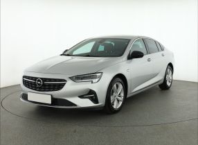 Opel Insignia - 2021