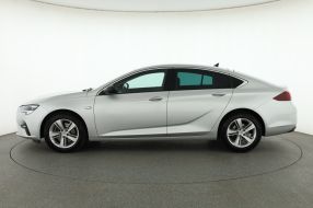 Opel Insignia - 2021