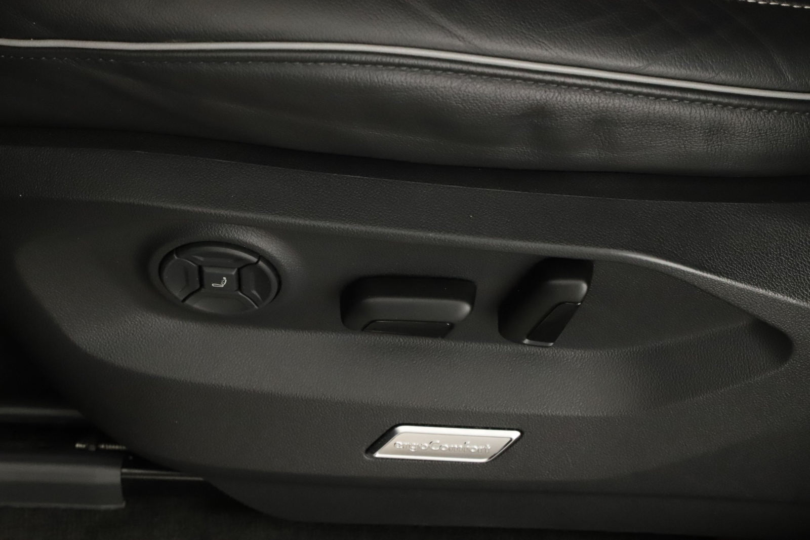 Volkswagen Touareg - 2021