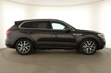 Volkswagen Touareg - 2021