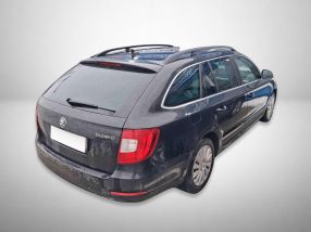 Skoda Superb - 2012