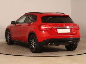 Mercedes-Benz GLA - 2014