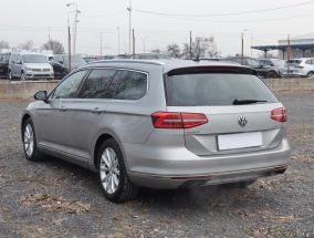 Volkswagen Passat - 2016
