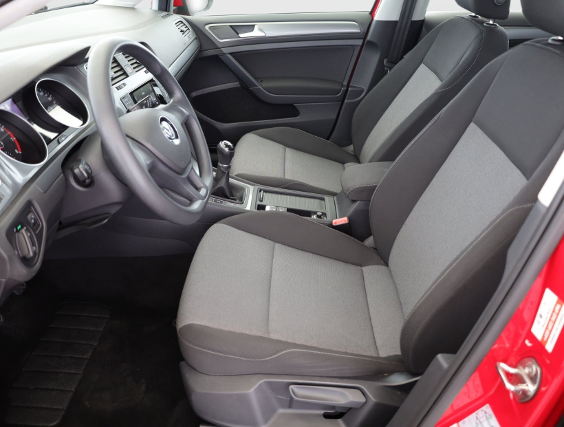 Volkswagen Golf, 2014