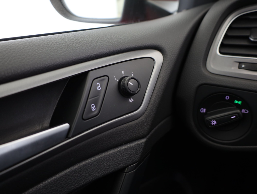 Volkswagen Golf, 2014