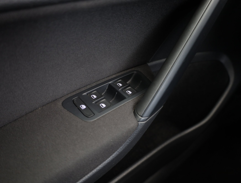 Volkswagen Golf, 2014