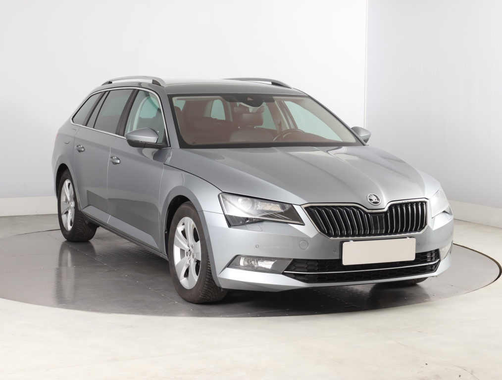Škoda Superb, 2016