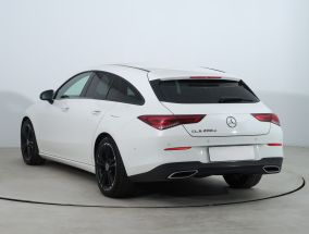 Mercedes-Benz CLA - 2021
