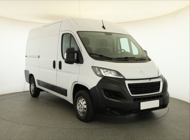 Peugeot Boxer 2021