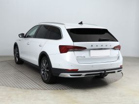 Škoda Octavia Scout - 2023