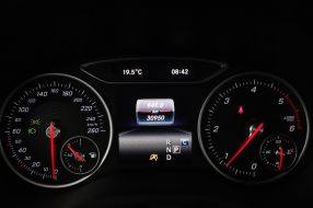 Mercedes-Benz B - 2018