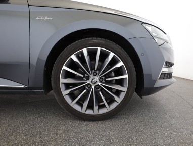 Škoda Superb - 2022