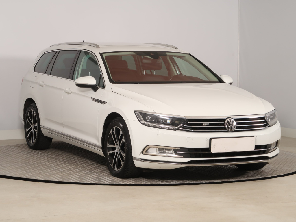 Volkswagen Passat, 2015