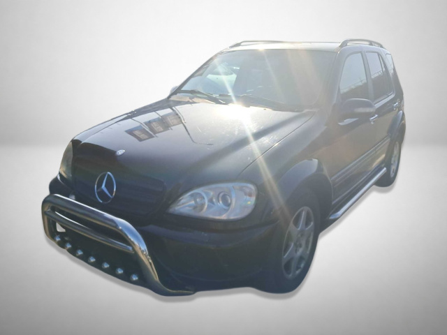 Mercedes-Benz ML 2004