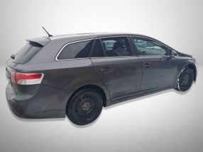 Toyota Avensis - 2011