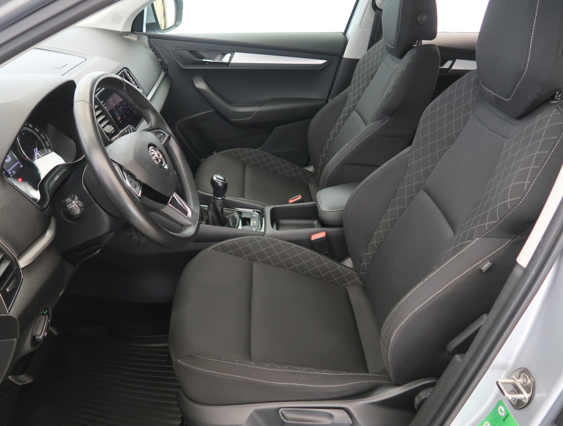 Škoda Karoq, 2017