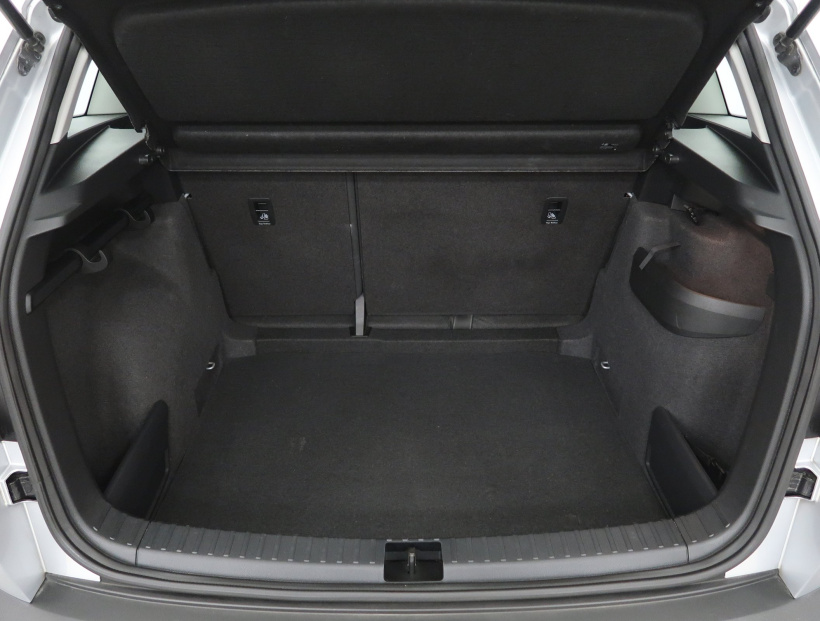 Škoda Karoq, 2017