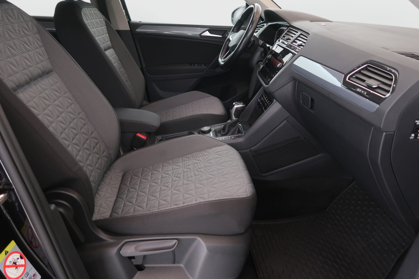 Volkswagen Tiguan, 2020