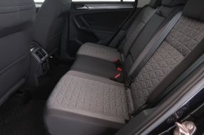 Volkswagen Tiguan - 2020